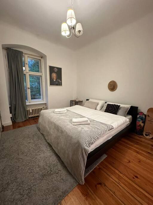 Grosses Apartment Am Kudamm เบอร์ลิน ภายนอก รูปภาพ